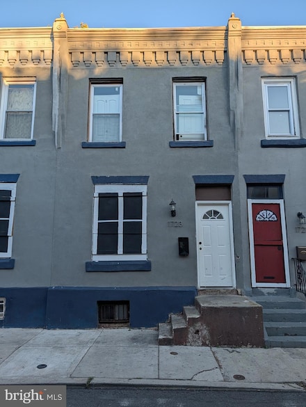 1723 Lecount St, Philadelphia, PA 19121