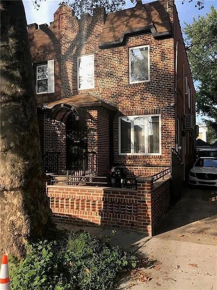 1837 Burnett St, Brooklyn, NY 11229