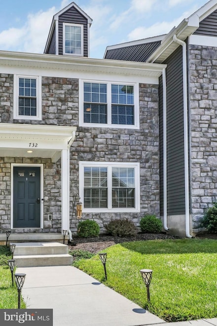 732 Farmwood Ln, Lebanon, PA 17042