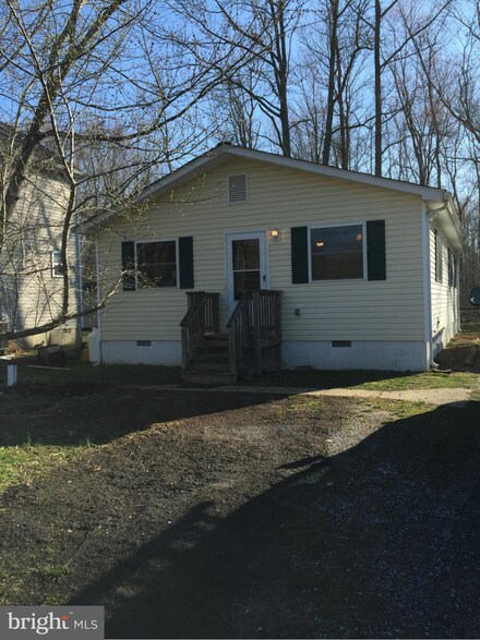 6063 Bay Breeze Rd, Shady Side, MD 20764