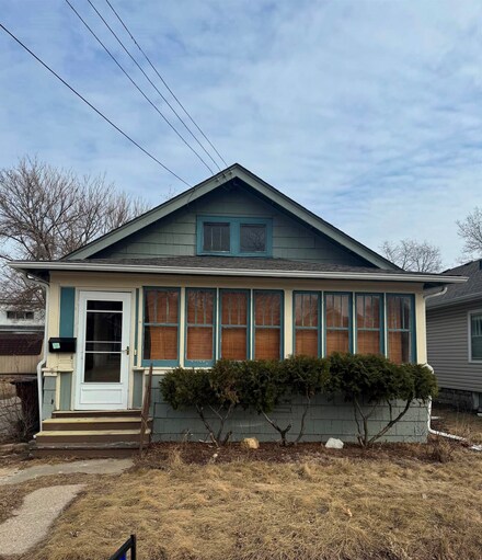 1519 Price St, Rockford, IL 61103