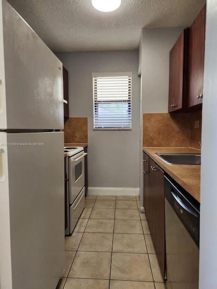 7095 NW 179th St Unit 206, Hialeah, FL 33015