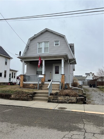 460 Webster St, Rochester, PA 15074