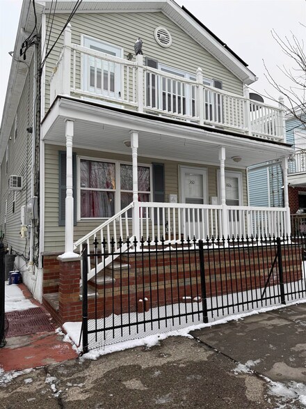 360 Whiton St Unit 2, Jersey City, NJ 07304