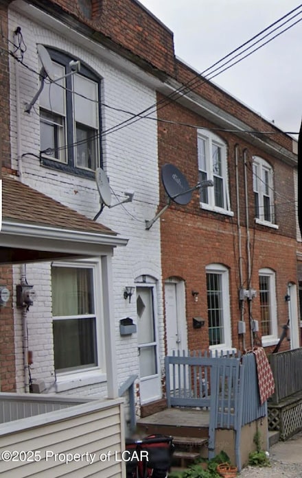 41 Meyers Ct, Wilkes Barre, PA 18701