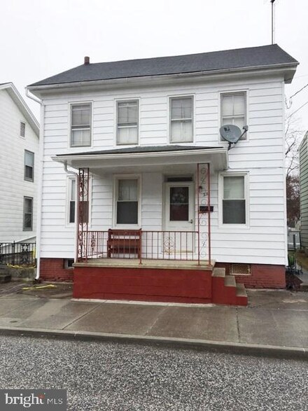 22 N 2nd St, Mc Sherrystown, PA 17344
