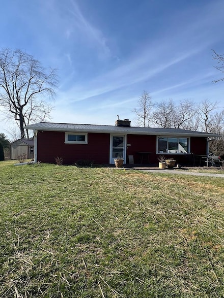 405 Look Ave, Marion, VA 24354