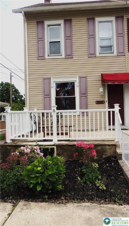 1017 6th St, Catasauqua, PA 18032