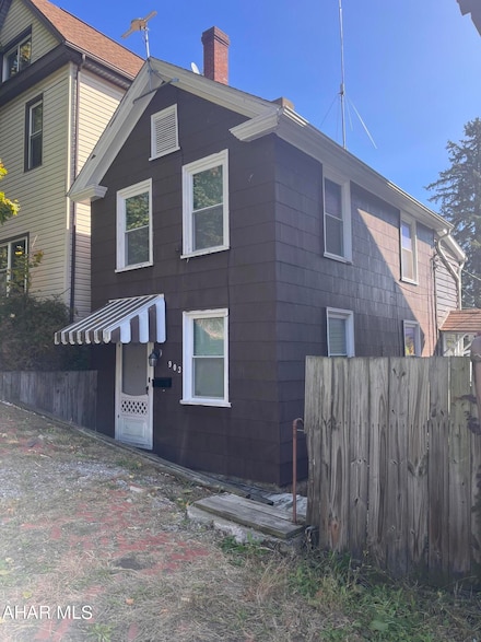 903 17th Ave, Altoona, PA 16601
