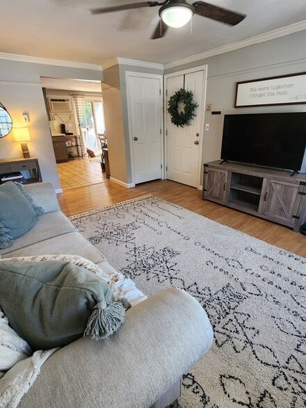 306 Aiken Ave Unit 19, Lowell, MA 01850