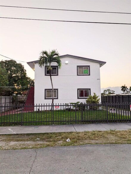 520 SW Krome Terrace, Homestead, FL 33030