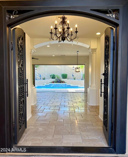 9412 E Hillview Cir, Mesa, AZ 85207