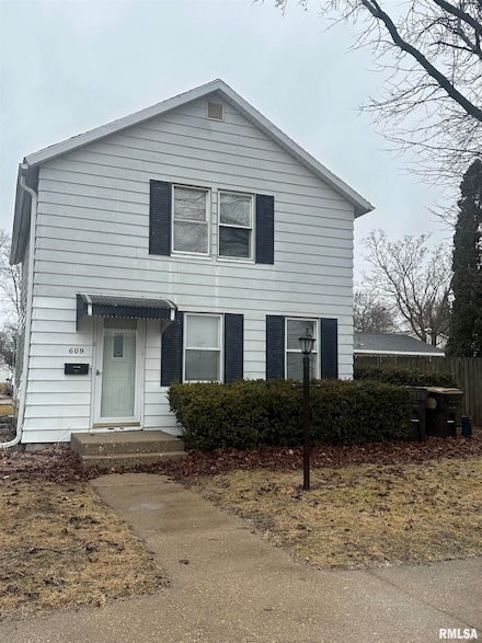 609 12th Ave, Fulton, IL 61252