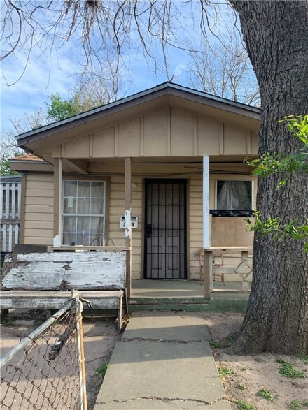 2513 Ruth St, Corpus Christi, TX 78405