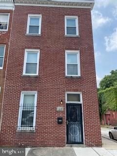 1511 E Chase St, Baltimore, MD 21213
