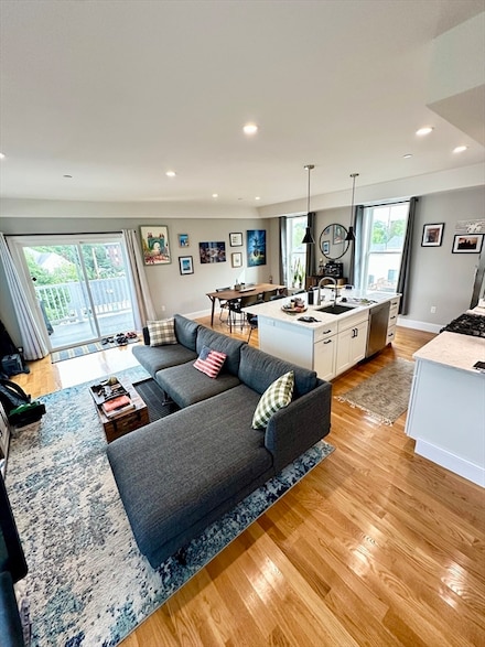 5082 Washington St Unit 2, Boston, MA 02132