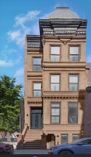 101 W 121st St, New York, NY 10027