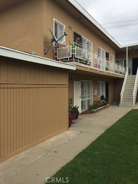10210 S 10th Ave, Inglewood, CA 90303
