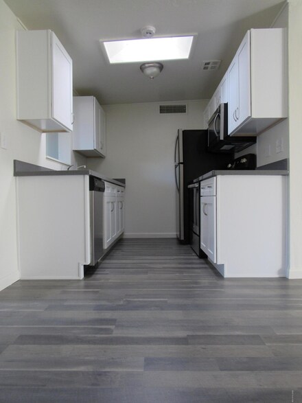 3921 S Queen Palm Dr, Tucson, AZ 85730