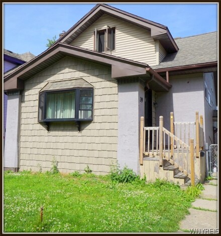 39 Pawnee Pkwy, Buffalo, NY 14210