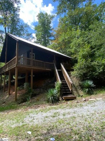 5621 Highway 11, Pickens, SC 29671