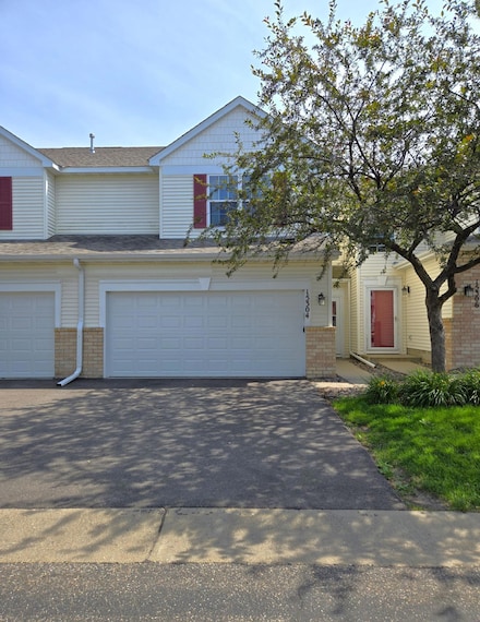 15304 Flower Way Unit 206, Saint Paul, MN 55124