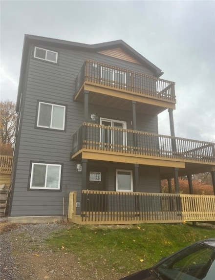 2605 Stromberg St, Pittsburgh, PA 15203
