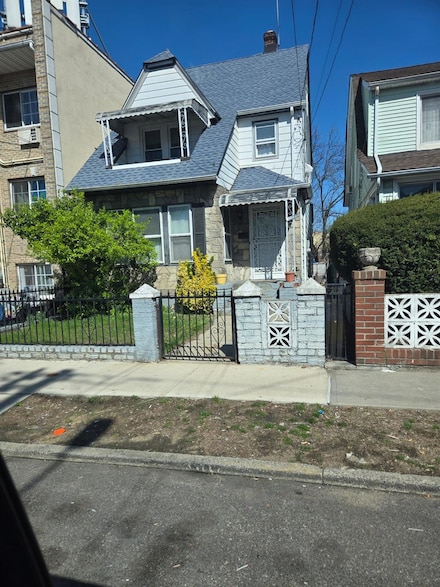 189-21 117th Rd, Jamaica, NY 11412
