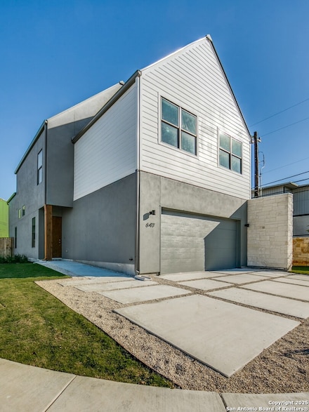 647 Simple Way, San Antonio, TX 78209