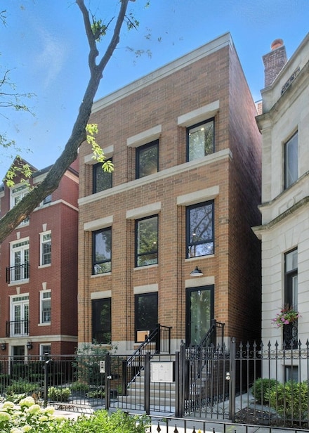 1834 N Hudson Ave Unit 2, Chicago, IL 60614