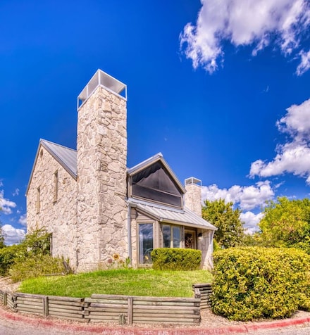 805 #122 Loop 534, Kerrville, TX 78028