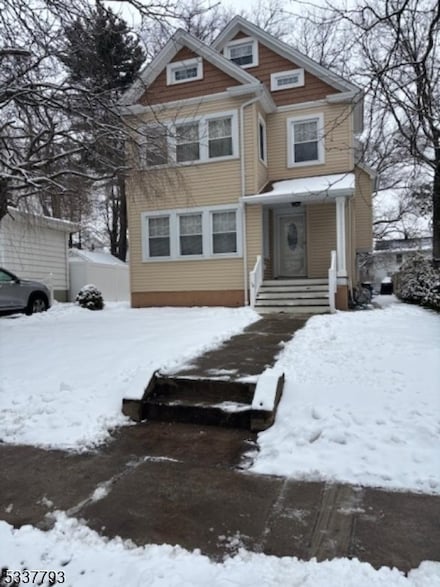 16 Grenada Place, Montclair, NJ 07042