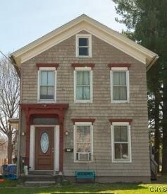 513 Main St, New York Mills, NY 13417