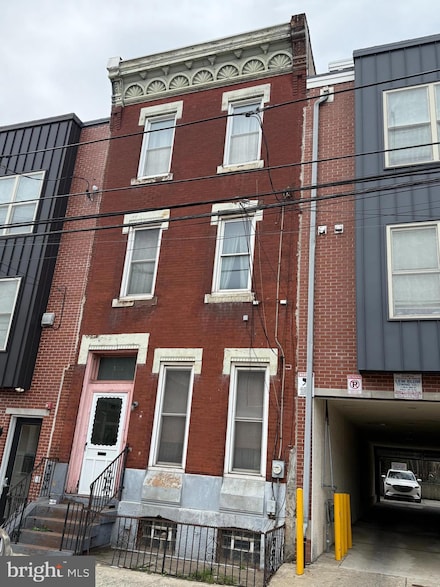 1810 N 16th St, Philadelphia, PA 19121