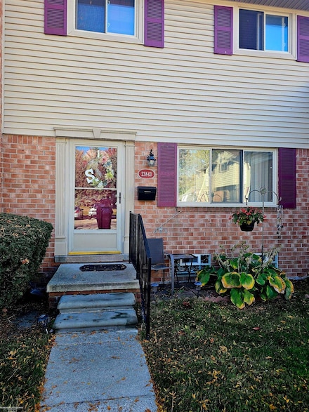 23843 Haig St, Taylor, MI 48180