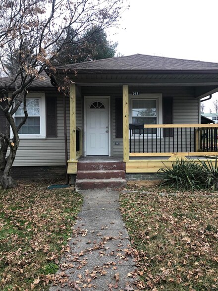 512 University Pkwy, Johnson City, TN 37604
