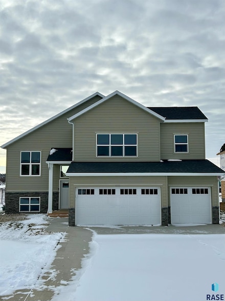 6201 Valentine St, Sioux Falls, SD 57107