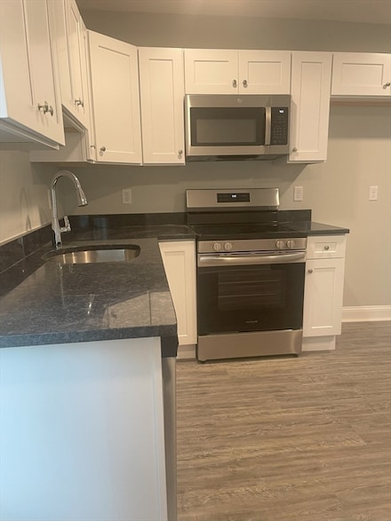 15 Forest St, Whitman, MA 02382