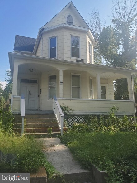 613 Parkwyrth Ave, Baltimore, MD 21218