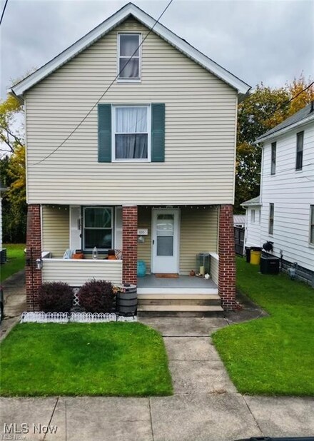 620 Washington Ave, Girard, OH 44420