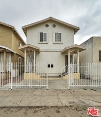 9214 Avalon Blvd, Los Angeles, CA 90003