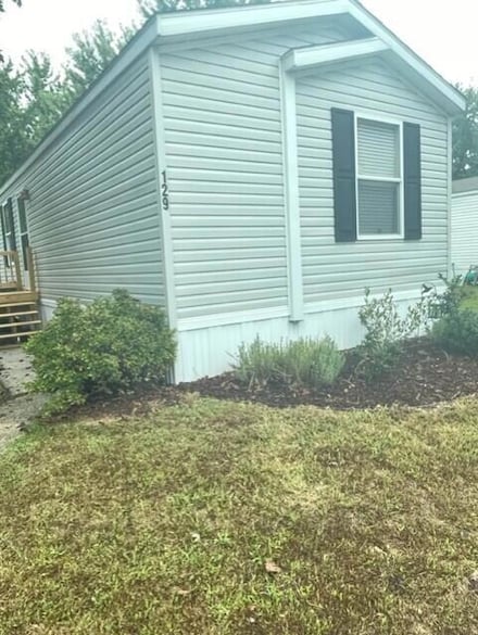 1558 W Shawnee Rd Unit 129, Baroda, MI 49101