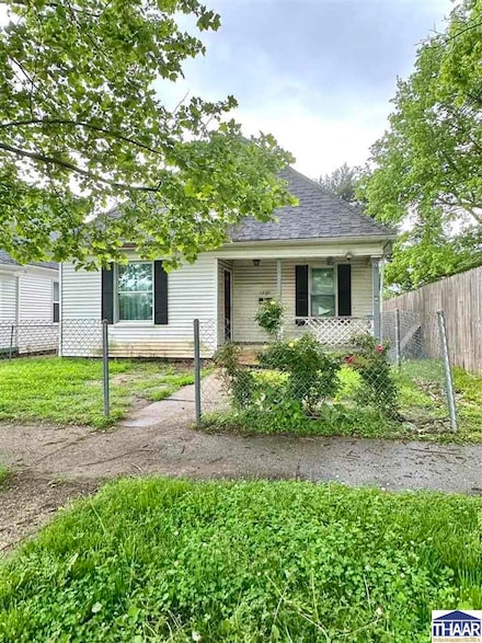 1337 S 5th St, Terre Haute, IN 47802