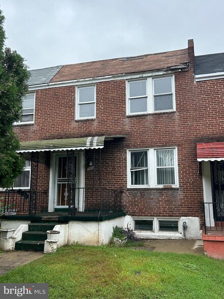 2906 E Federal St, Baltimore, MD 21213
