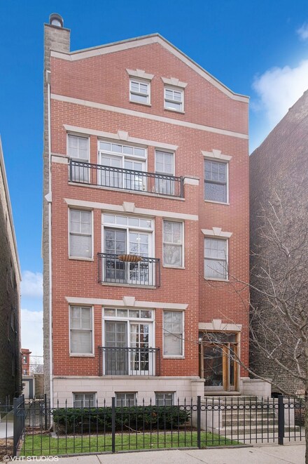 3753 N Clifton Ave Unit 2, Chicago, IL 60613
