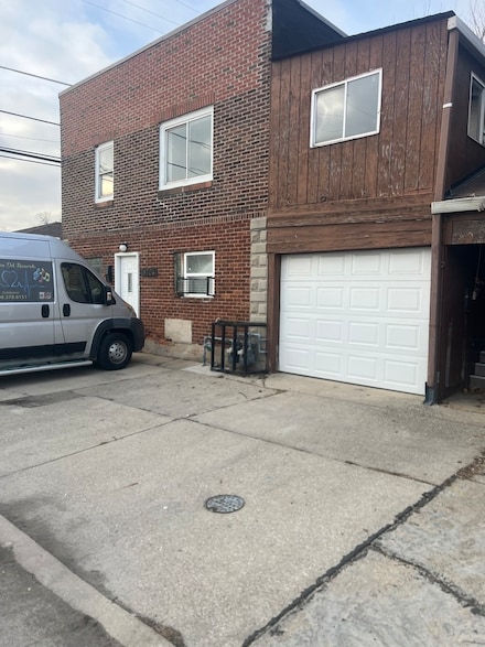 15704 Willard Ave, Harvey, IL 60426