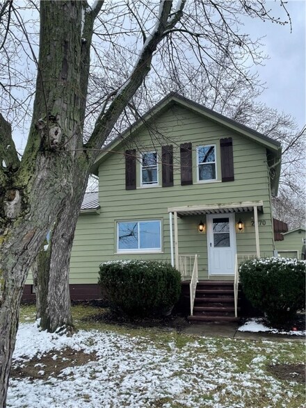 2770 Evans Ave, Retsof, NY 14539