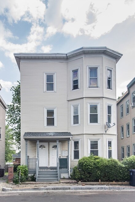 427 Ferry St, Everett, MA 02149