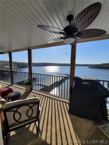 194 Park Place Ln Unit 3A, Kaiser, MO 65047