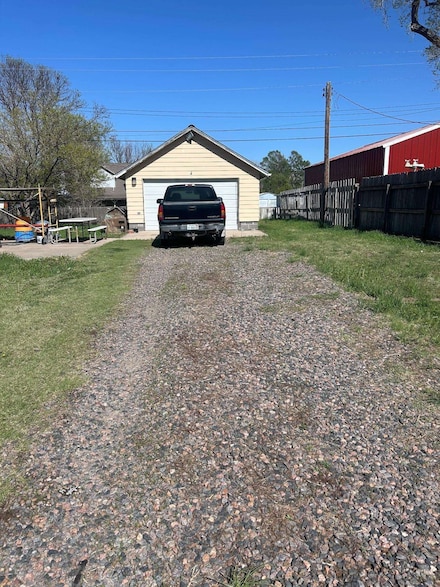 601 S 4th St, Atwood, KS 67730